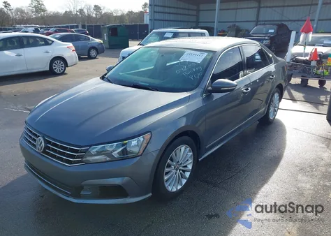 2016 Volkswagen Passat 1.8T Se z USA, uszkodzony, nr VIN 1VWBS7A30GC042887